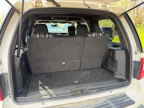 Used 2014 Ford Expedition Limited w/ Equipment Group 301A AWD/4WD image 5