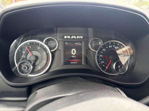 Used 2022 RAM 2500 Big Horn AWD/4WD image 15