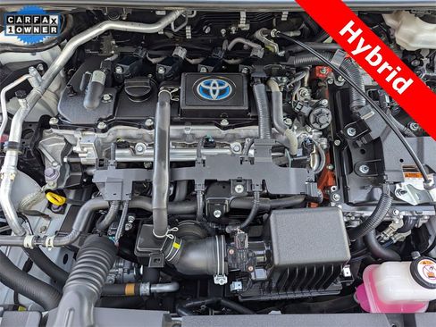 Used 2023 Toyota Corolla Hybrid Sedan image 9