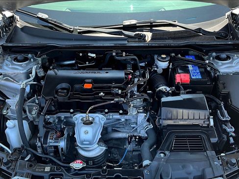 Used 2023 Honda Civic LX image 9