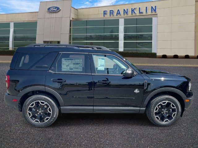 New 2026 Ford Bronco Sport Outer Banks AWD/4WD image 2