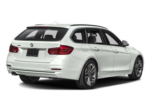 Used 2017 BMW 330i xDrive Wagon AWD/4WD image 2