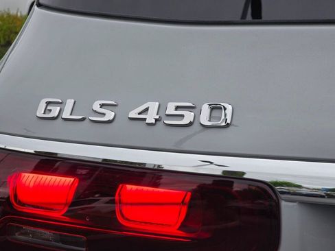 New 2026 Mercedes-Benz GLS 450 4MATIC image 35