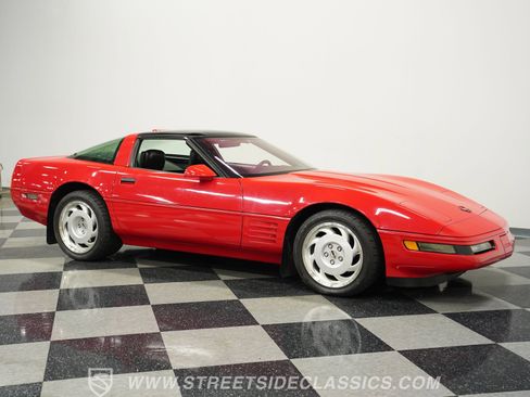 Used 1991 Chevrolet Corvette ZR-1 image 15