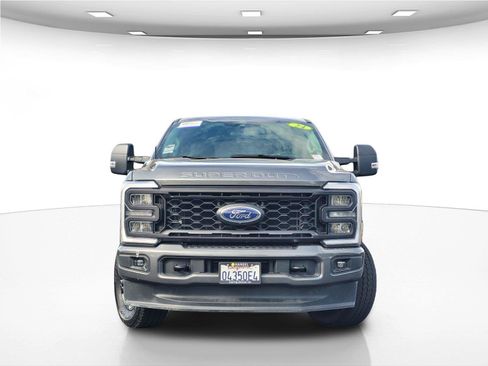 Used 2024 Ford F250 XL w/ STX Appearance Package AWD/4WD image 4