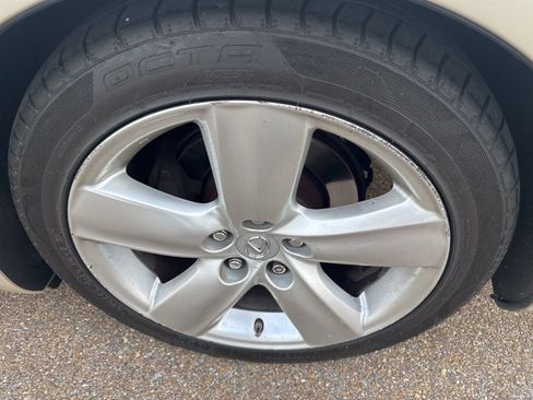 Used 2012 Lexus LS 460 w/ Comfort Pkg image 11