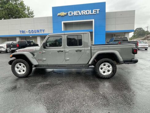 Used 2022 Jeep Gladiator Rubicon w/ Cold Weather Group AWD/4WD image 6