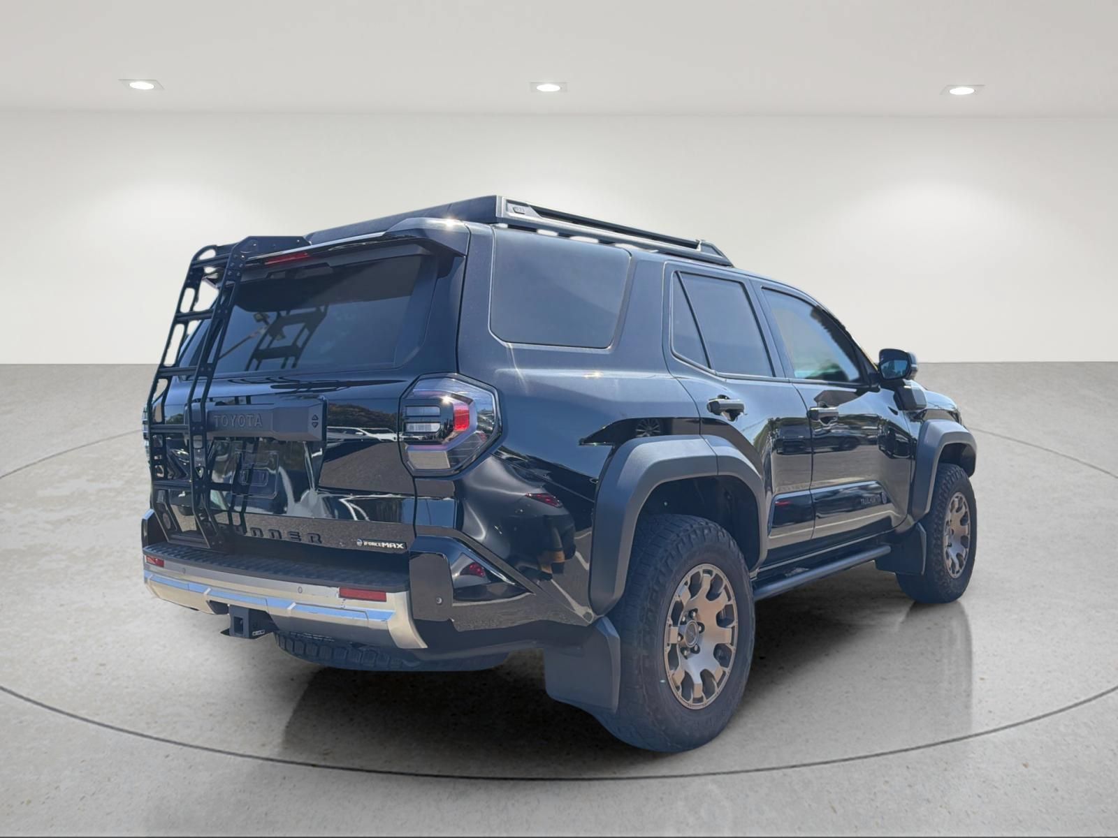 Used 2025 Toyota 4Runner Trailhunter AWD/4WD image 4