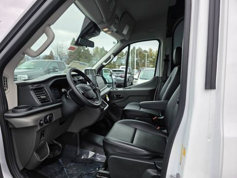 New 2026 Ford Transit 250 148 Medium Roof RWD image 19
