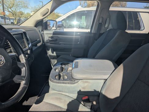 Used 2019 RAM 1500 Big Horn RWD image 9