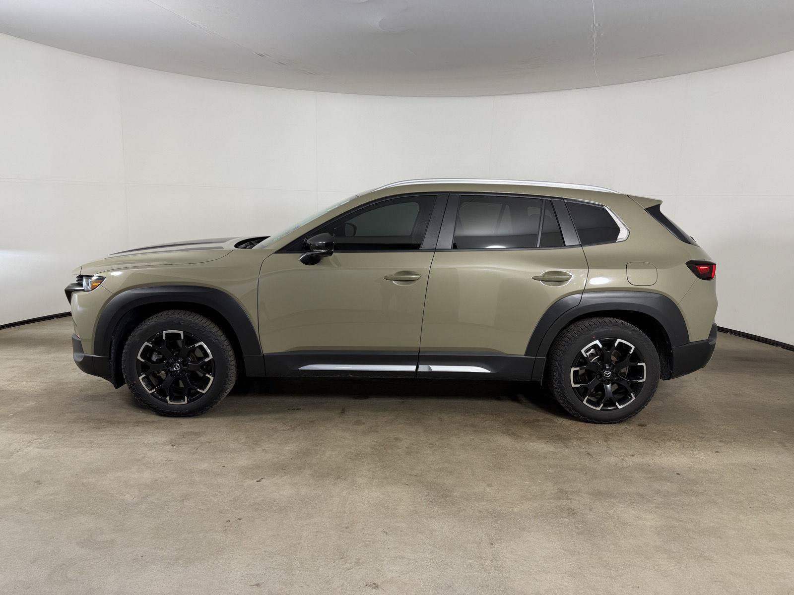 Used 2023 MAZDA CX-50 Meridian Edition w/ Cargo Package AWD/4WD image 11