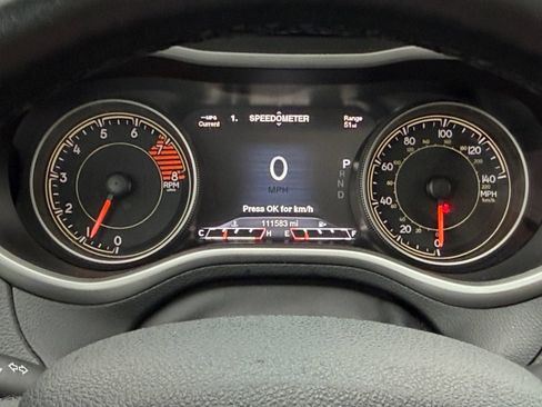 Used 2016 Jeep Cherokee Trailhawk w/ Comfort/Convenience Group AWD/4WD image 34