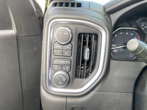 Used 2021 GMC Sierra 1500 SLE image 17