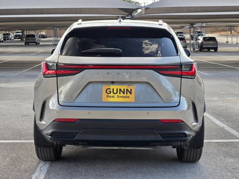 Used 2024 Lexus NX 250 FWD w/ Towing Package (2000 Lbs) image 5