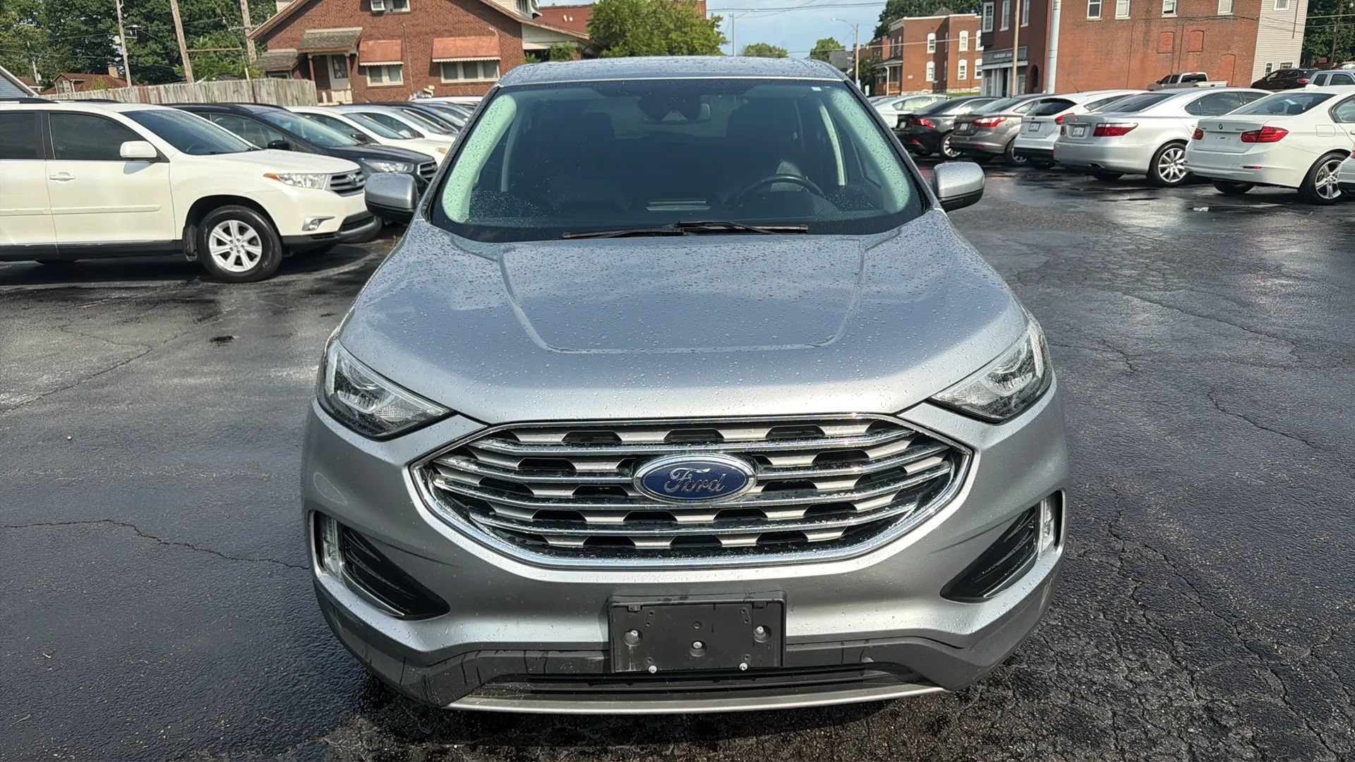 Used 2021 Ford Edge SEL FWD image 2