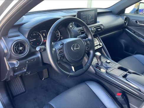 Used 2025 Lexus IS 300 F Sport image 17