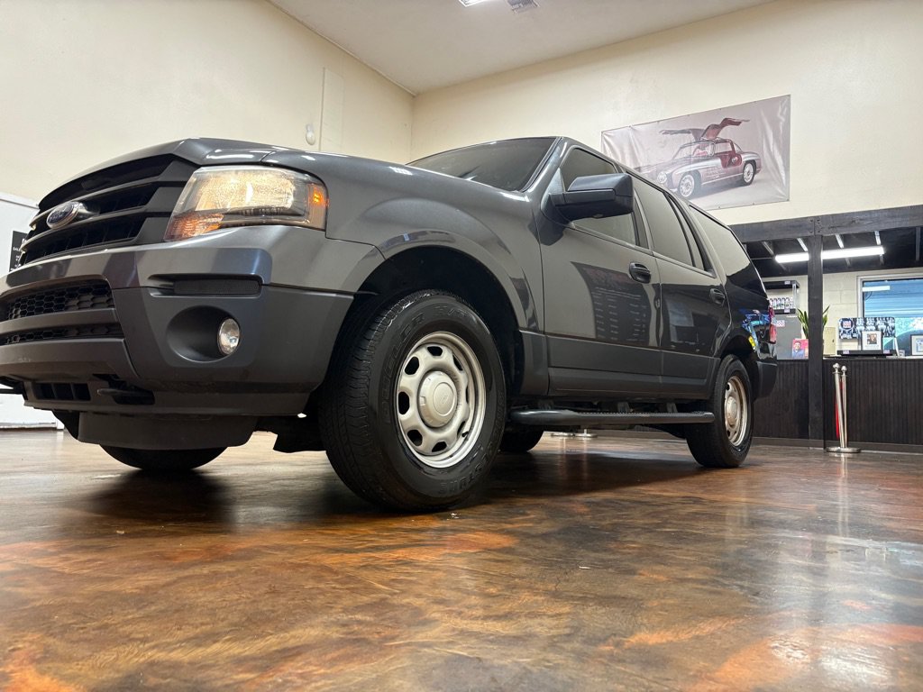 Used 2016 Ford Expedition XL RWD image 11