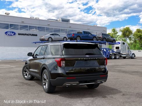 New 2027 Ford Explorer Active AWD/4WD image 8