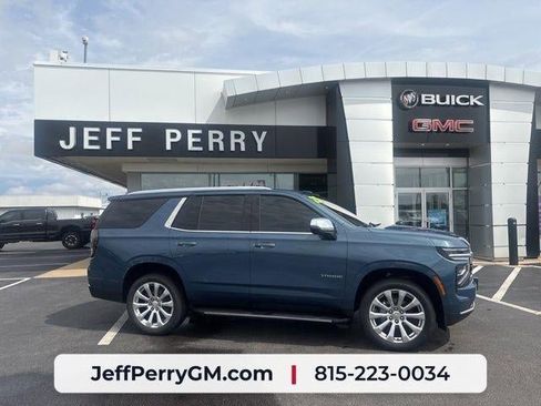 Used 2025 Chevrolet Tahoe Premier w/ Sun And Tow Package AWD/4WD image 1