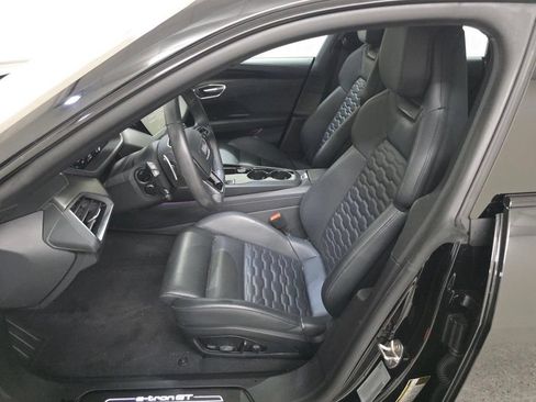 Used 2024 Audi e-tron GT Premium Plus AWD/4WD image 9