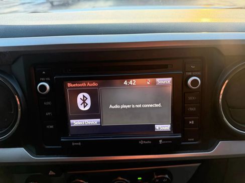 Used 2017 Toyota Tacoma SR5 image 26