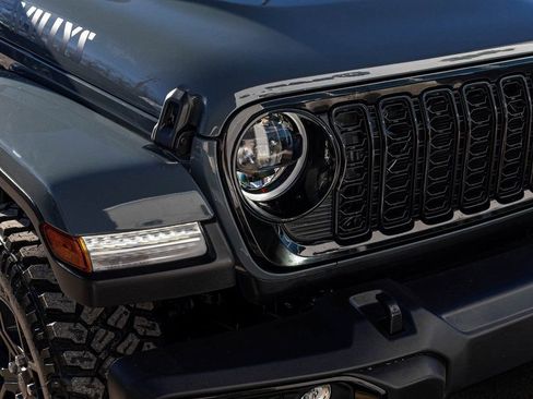 New 2026 Jeep Gladiator Sport AWD/4WD image 28