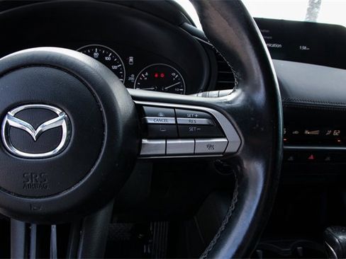 Used 2021 MAZDA MAZDA3 s image 18