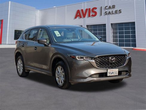 Used 2025 MAZDA CX-5 AWD 2.5 S w/ Preferred Package image 3