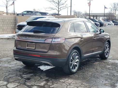 Certified 2022 Lincoln Nautilus Reserve image 6