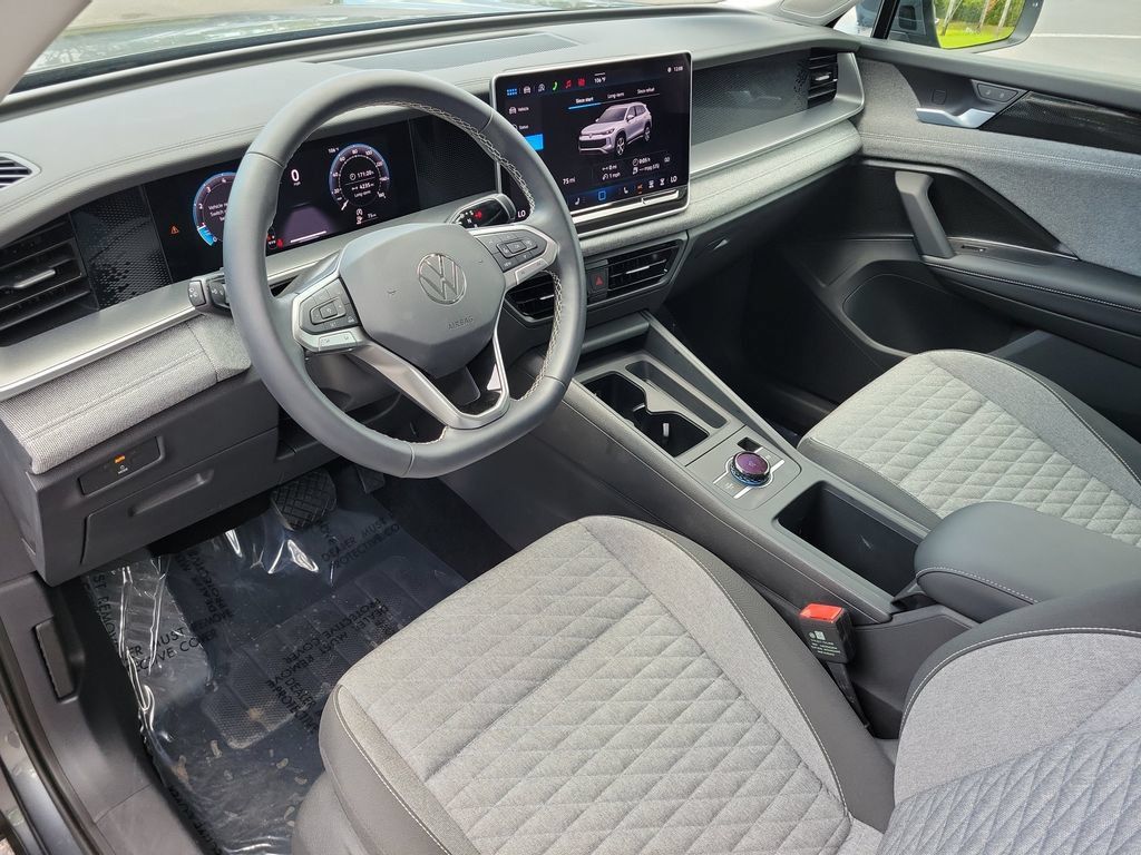 Certified 2026 Volkswagen Tiguan S FWD image 19