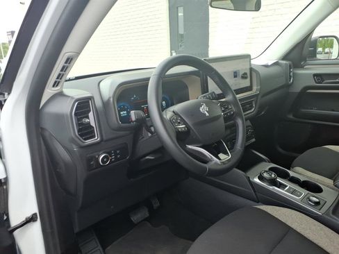Used 2025 Ford Bronco Sport Big Bend w/ Convenience Package AWD/4WD image 5