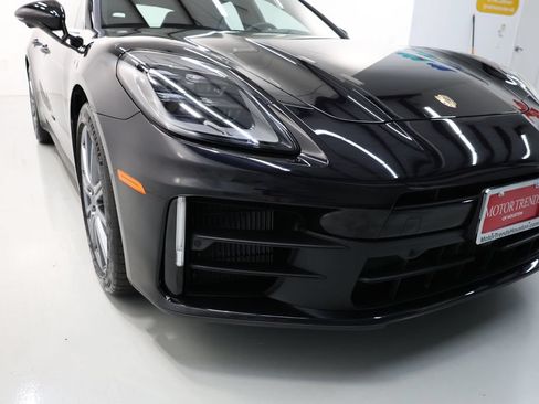 Used 2025 Porsche Panamera image 58