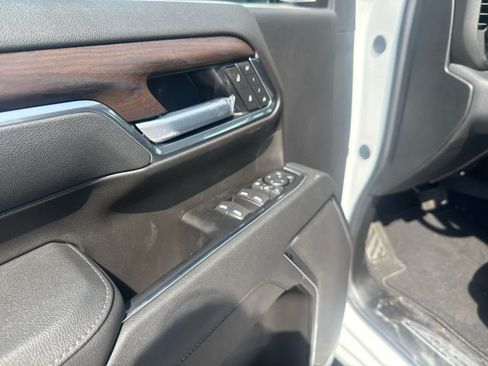 New 2026 GMC Sierra 2500 SLT AWD/4WD image 14