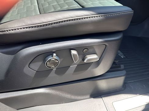 New 2026 Cadillac Escalade ESV Platinum Sport w/ LPO, ONYX Package AWD/4WD image 21