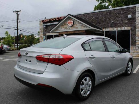 Used 2015 Kia Forte LX FWD image 5