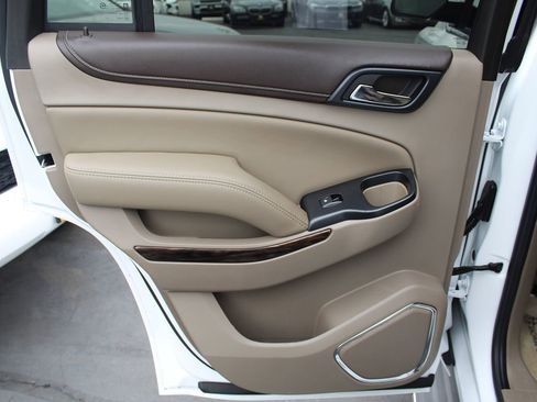 Used 2015 GMC Yukon SLT w/ Open Road Package image 24