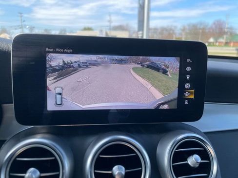 Certified 2022 Mercedes-Benz GLC 300 4MATIC image 39