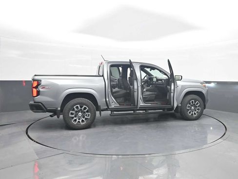 Used 2026 Chevrolet Colorado Z71 w/ Technology Package AWD/4WD image 48
