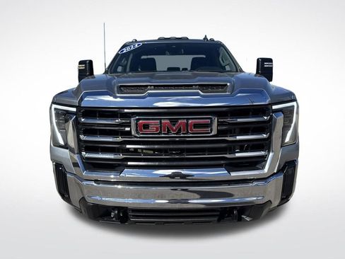 Used 2024 GMC Sierra 2500 SLE image 8