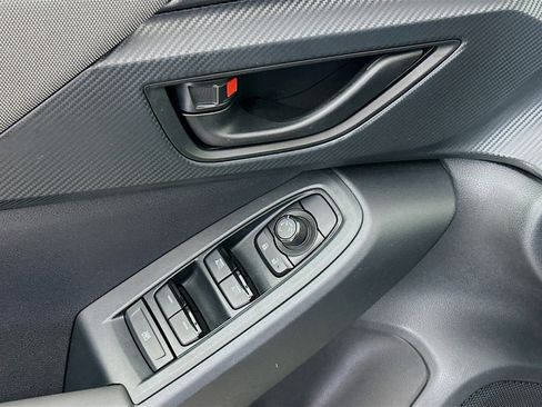 Used 2024 Subaru Crosstrek 2.0i Premium image 15