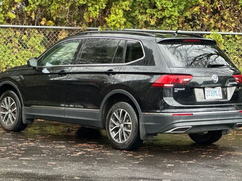 Used 2020 Volkswagen Tiguan SE image 6