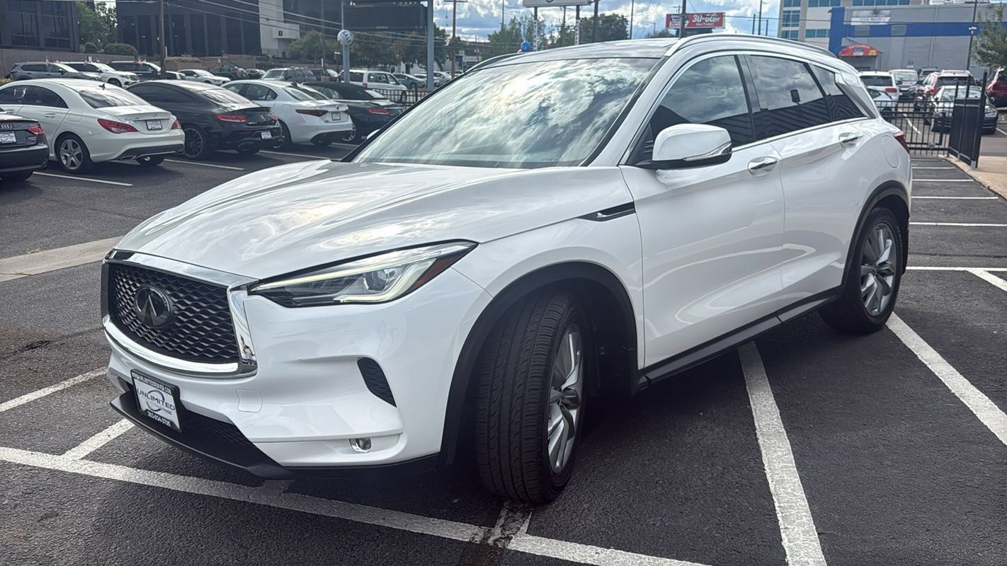Used 2019 INFINITI QX50 Luxe w/ Navigation Package AWD/4WD image 7