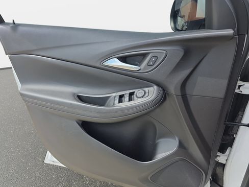 Used 2023 Buick Encore GX Preferred w/ Cold Weather Comfort Package FWD image 25