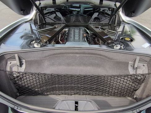 Used 2020 Chevrolet Corvette Stingray Preferred Cpe w/ 2LT Preferred Equipment Group RWD image 17