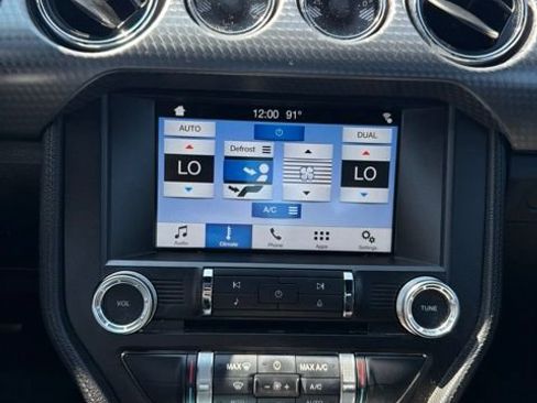 Used 2017 Ford Mustang GT Premium w/ GT Performance Package RWD image 10