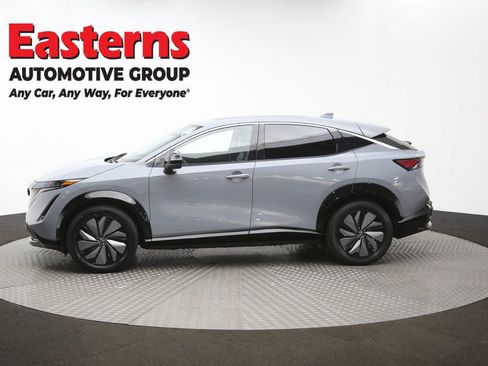 Used 2024 Nissan Ariya FWD image 62