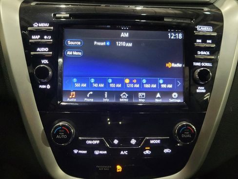 Used 2018 Nissan Murano S AWD/4WD image 25