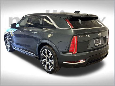 New 2025 Cadillac Escalade IQ Luxury 1 image 15