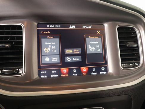 Used 2021 Dodge Charger SXT w/ Driver Convenience Group image 8