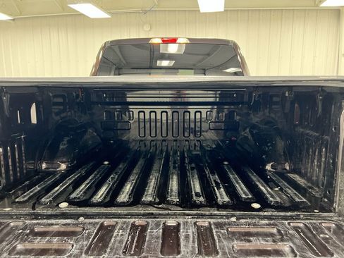 Used 2018 Ford F150 XLT w/ Equipment Group 302A Luxury AWD/4WD image 23